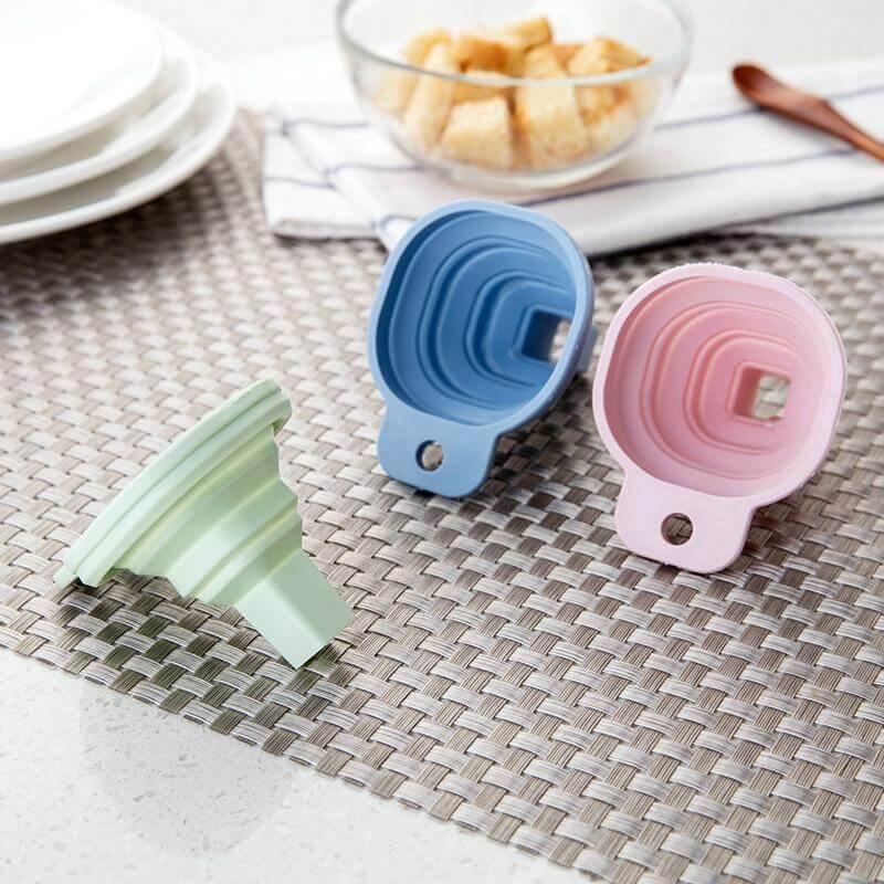 Small Retractable Tapered Liquid Dispenser - Image 3