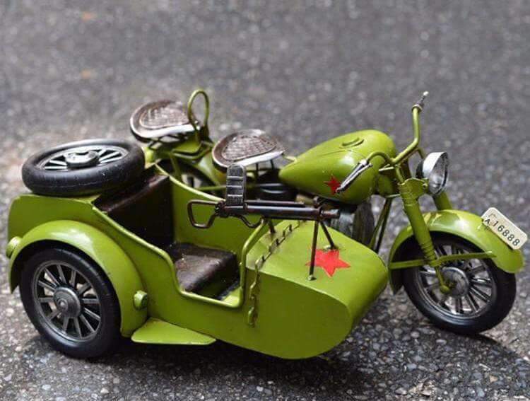 Handmade Creative Three Wheeled BMW Motorcycle - Image 1