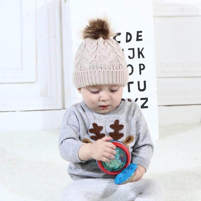 2Pcs Mom and Baby Warm Comfy Knit Hats - Image 2