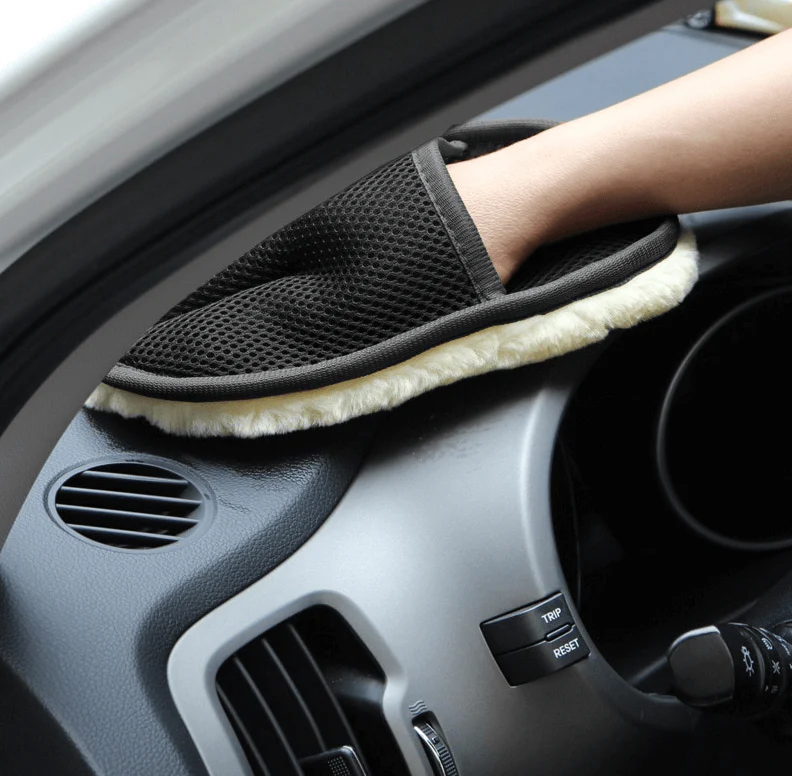 Soft Wool Car  Microfiber Cleaning Gloves - Image 3