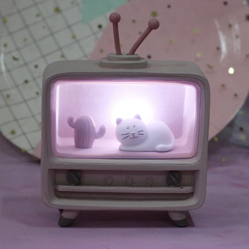 Cozy Cat TV Mini Night Lamp - Image 3