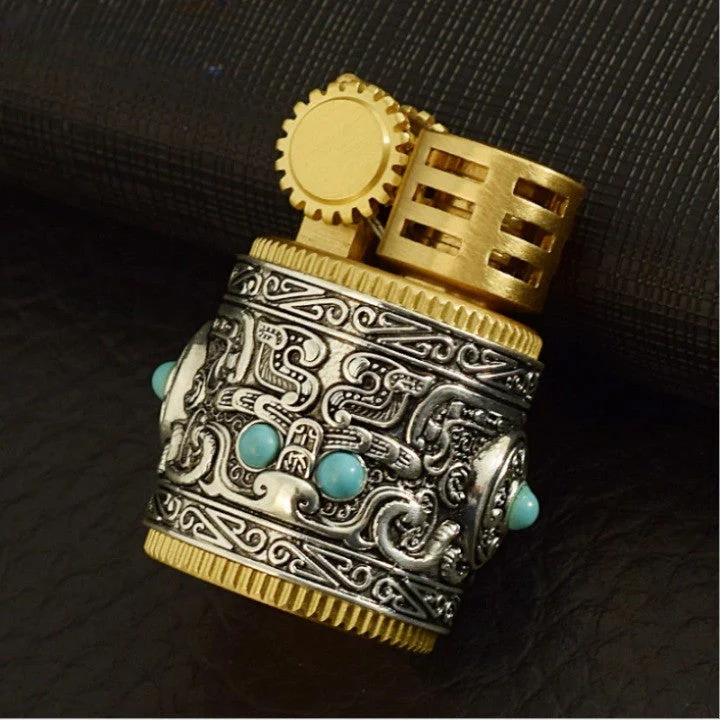 Retro Armor Mini Kerosene Lighter - Image 1