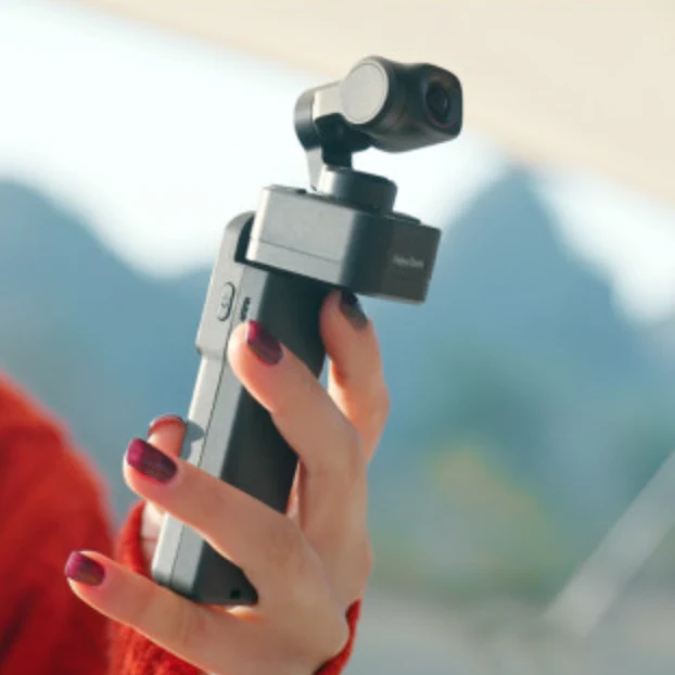 3-Axis Smart Snap 4K Gimbal Camera - Image 2