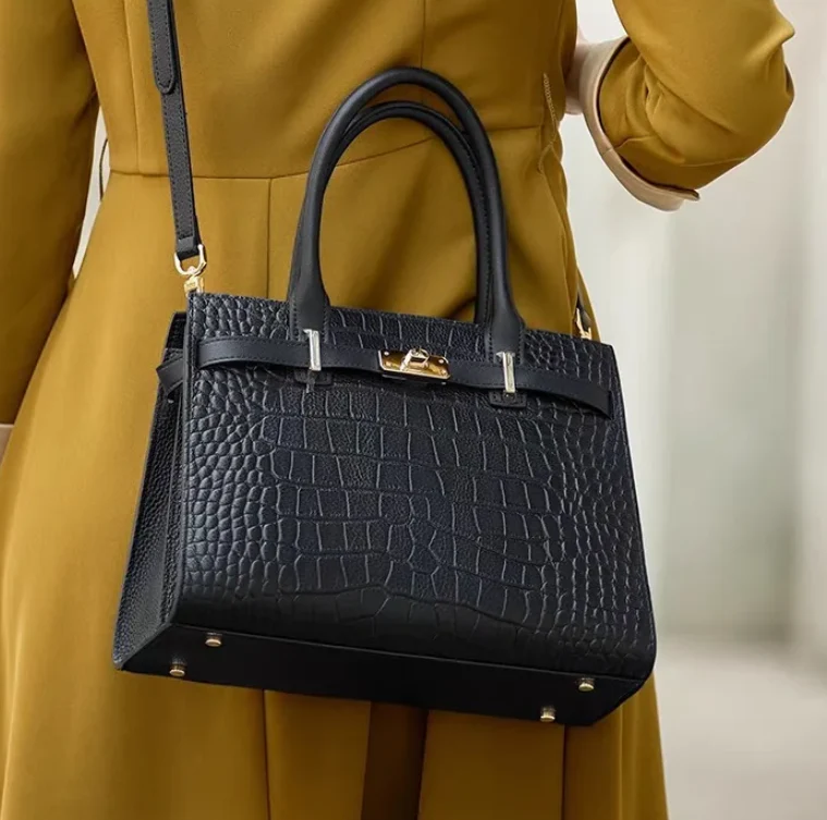 City Trend Elegance Elite Leather Handbag - Image 3