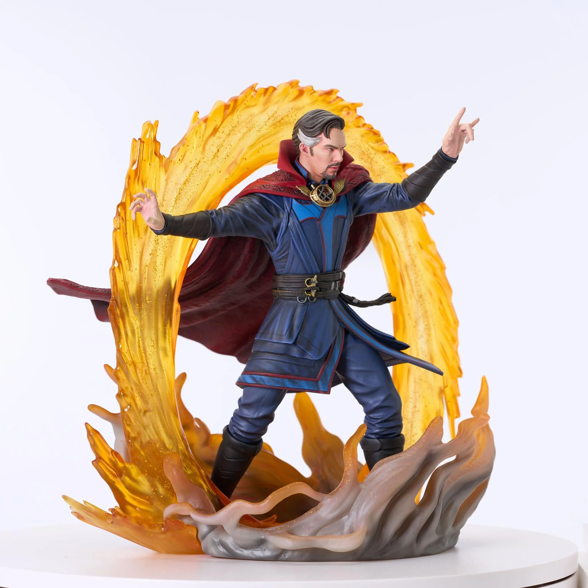 Diamond Select Toys Marvel Gallery Doctor Strange in The Multiverse of Madness PVC Statue - Image 3