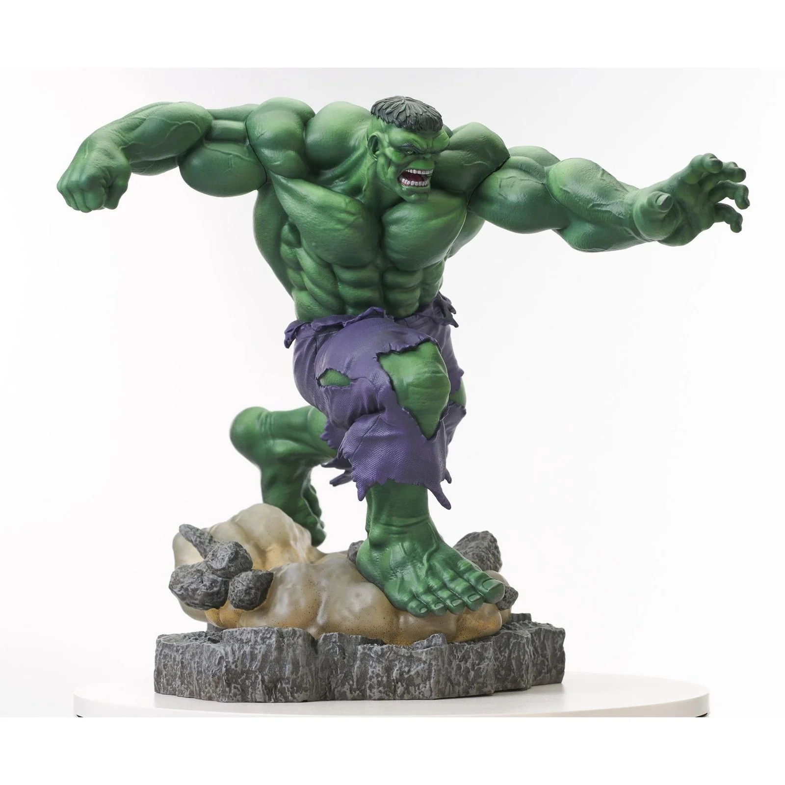 Diamond Select Toys Marvel Gallery: Immortal Hulk Deluxe PVC Statue - Image 2