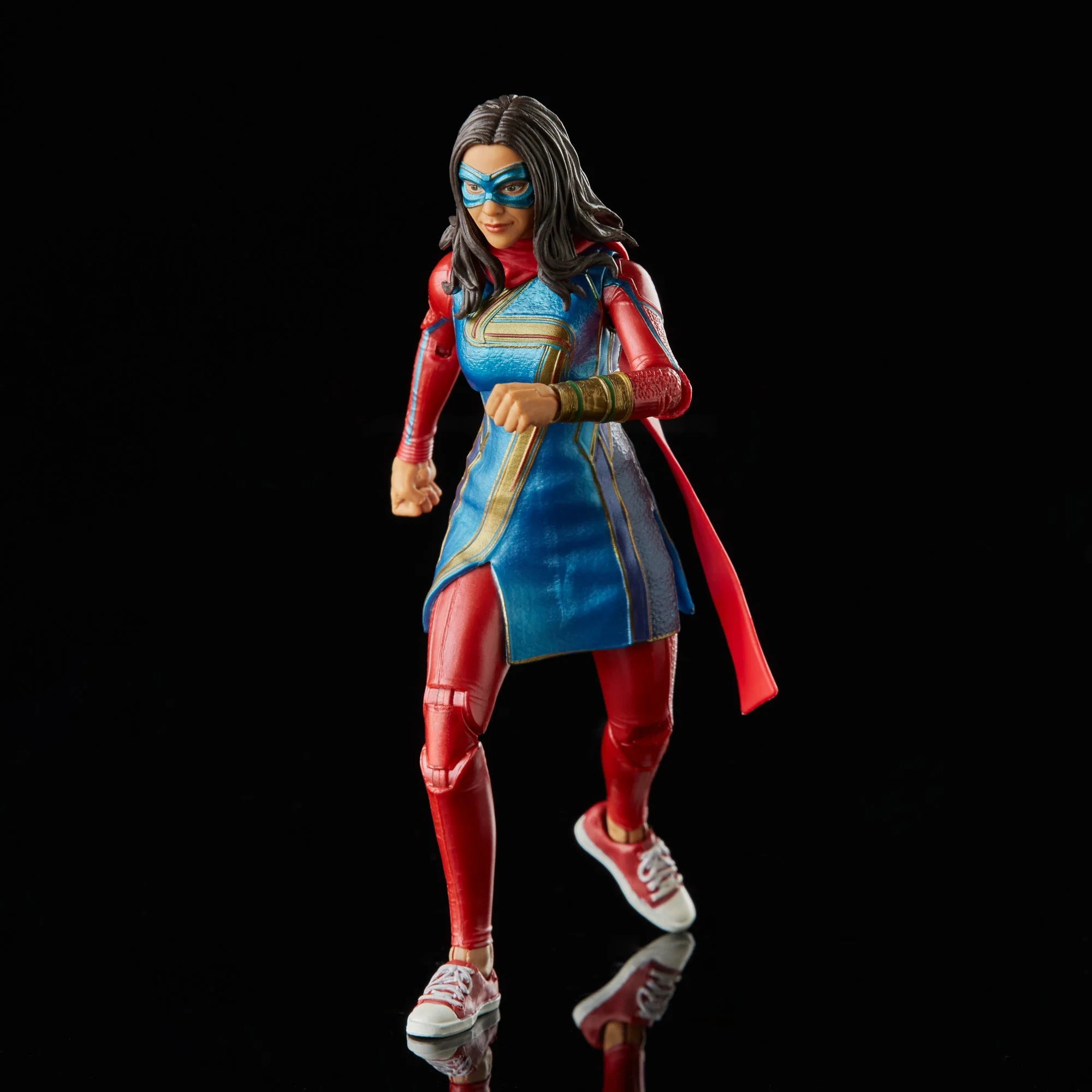 Hasbro Marvel Avengers Legends Series Disney Plus Ms Marvel MCU Series Action Figure 6-inch - Image 2