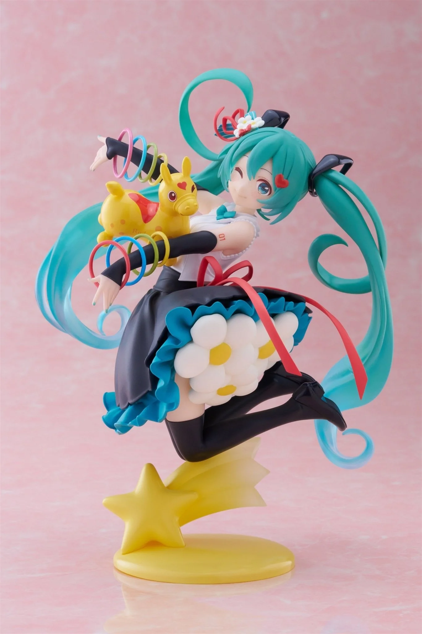 Taito - Vocaloid - Hatsune Miku 39/Thank You Version x Rody AMP+ Prize Figure Re-Run - Image 1