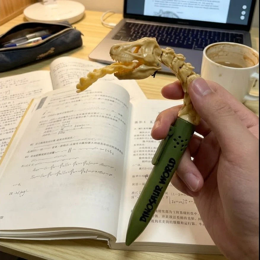 Dinosaur Bite Easy Snack Holder