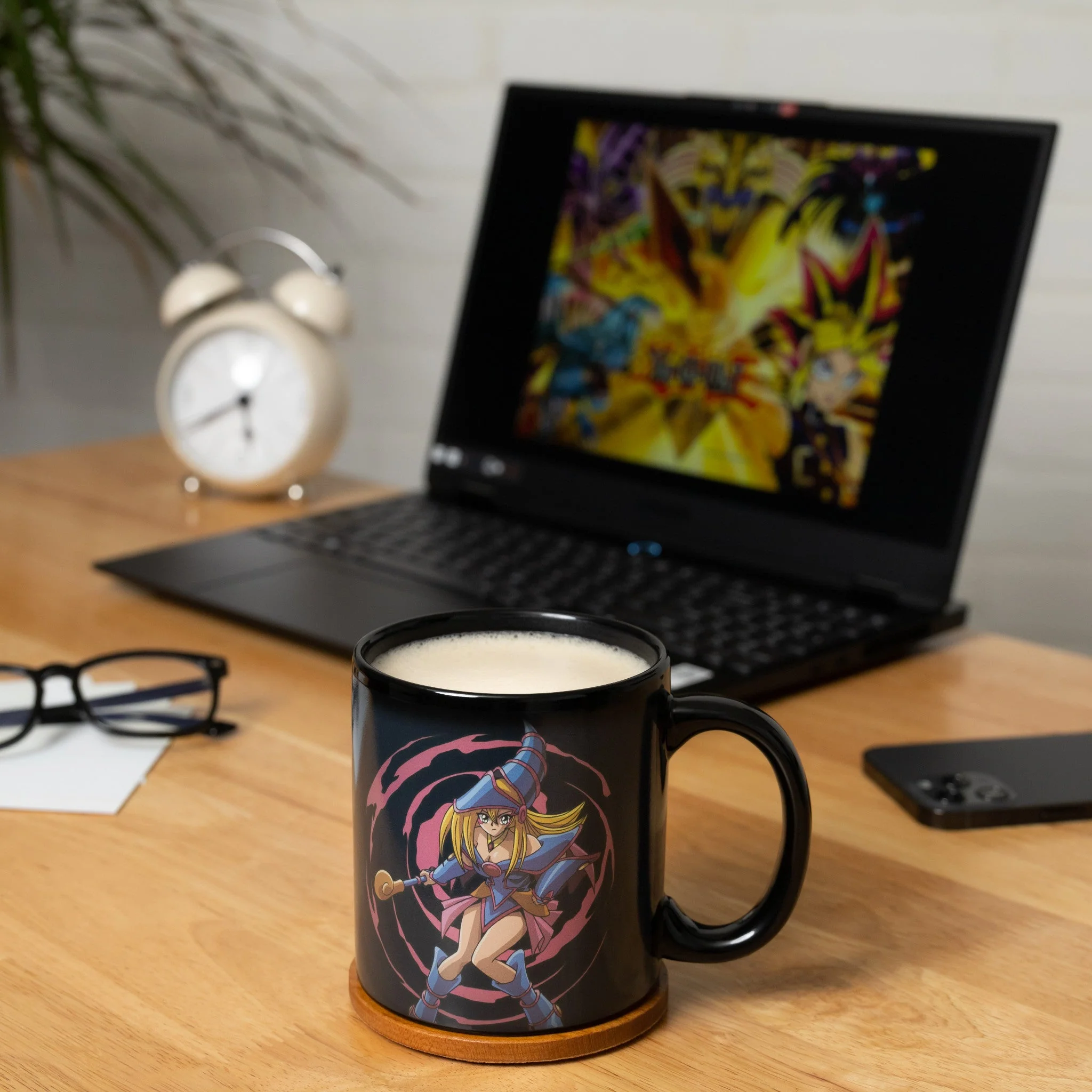 YU-GI-OH Yugi and Dark Magician Girl 15 oz. Heat Change Ceramic Coffee Mug - Image 2